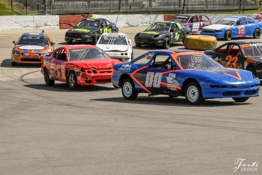 LaCrosse Fairgrounds Speedway Unveils Exciting 2024 Racing Schedule