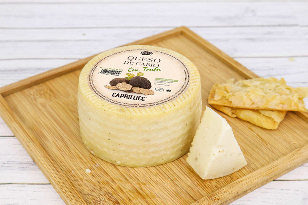 Queso de cabra con trufa Caprillice Lácteos Segarra