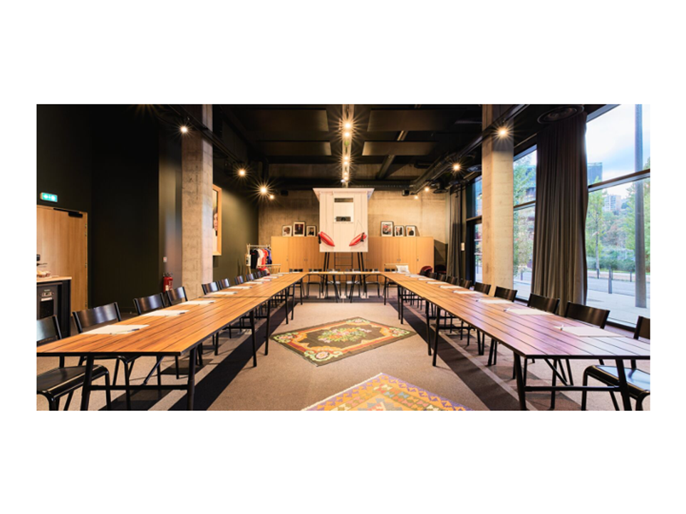 Salle Confluence Lyon La Devanture