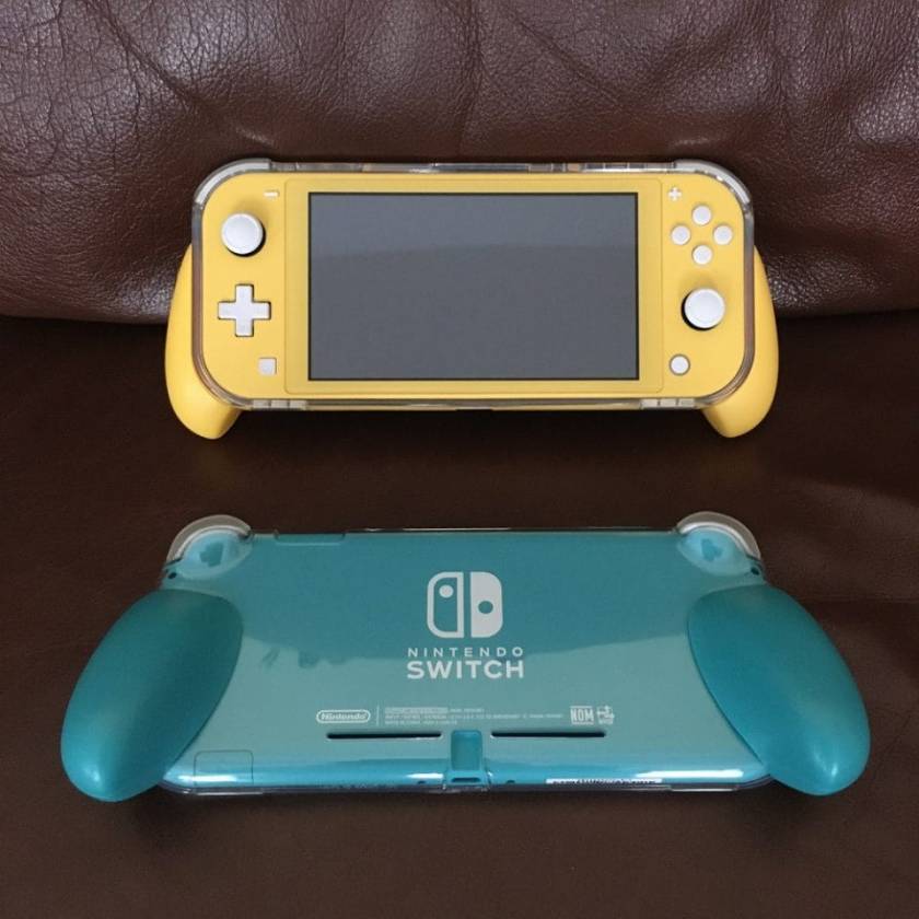 Getting a Grip on the Switch Lite (A Skull & Co. grip case review