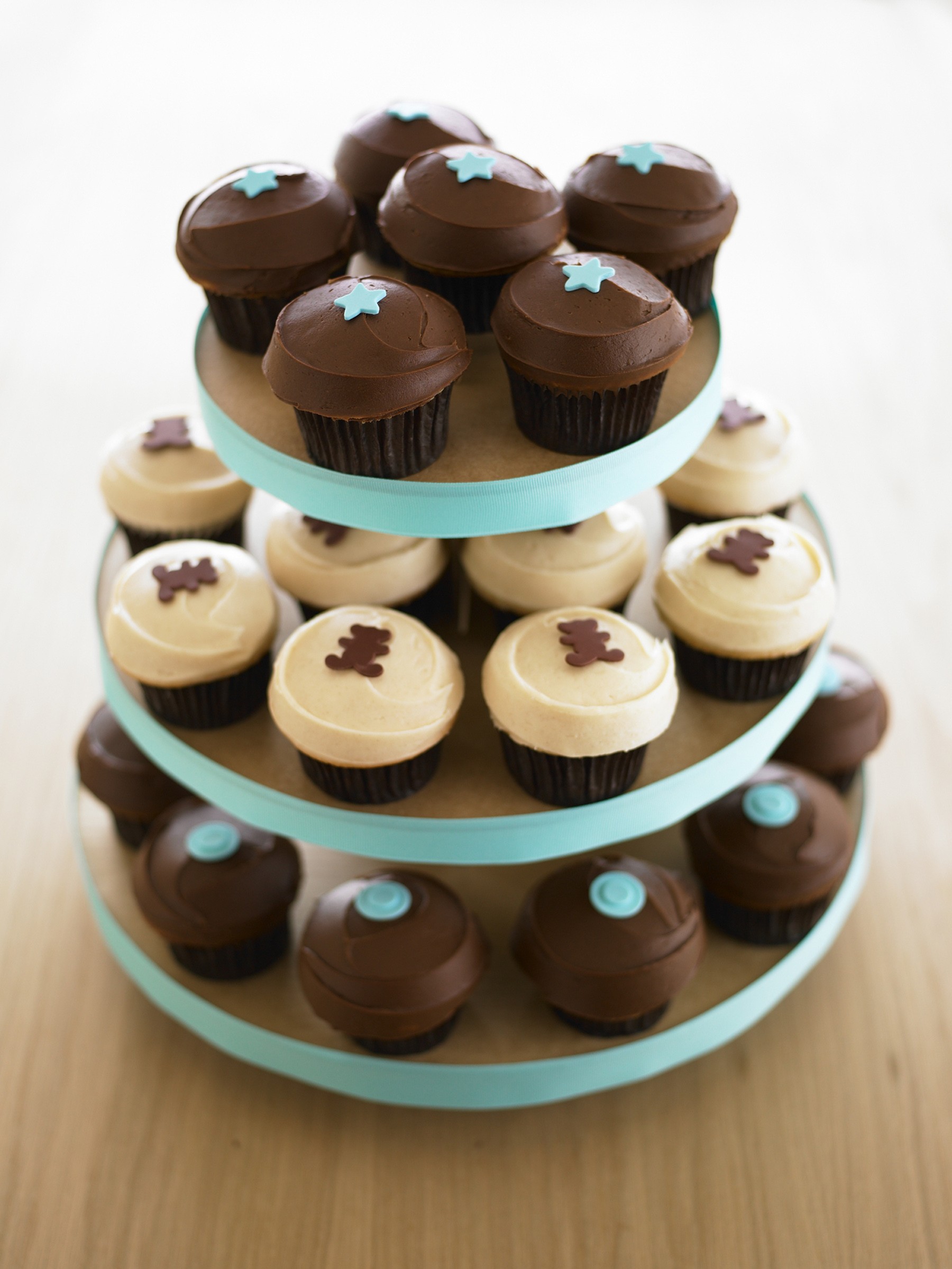 Manhattan Taste of Heaven Sprinkles Cupcakes LADYHATTAN