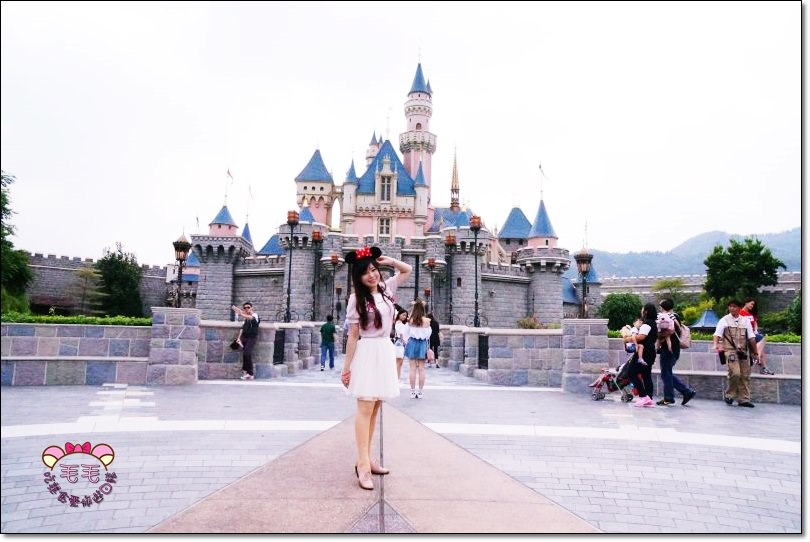 香港迪士尼|影音》交通/不藏私分享怎麼玩攻略/免排隊購票直接入園/獅子王.魔法書房精彩表演/香港自由行