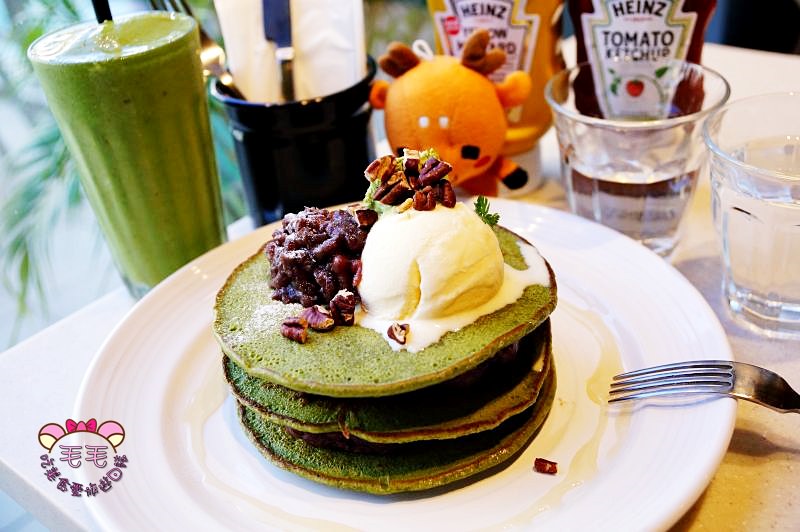 林口三井outlet》J.S. Foodies抹茶鬆餅好拍照，日系美式餐廳台灣一號店/逛街購物餐廳推薦