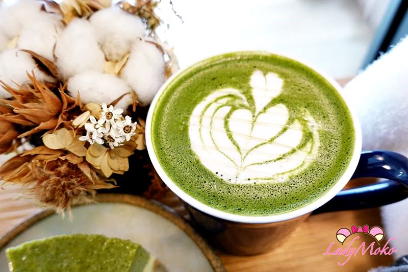 台北松山》FIX coffee&some more♥不限時 免費插座wifi 安靜優質咖啡廳/抹茶牛奶與抹茶乳酪蛋糕/東區咖啡廳
