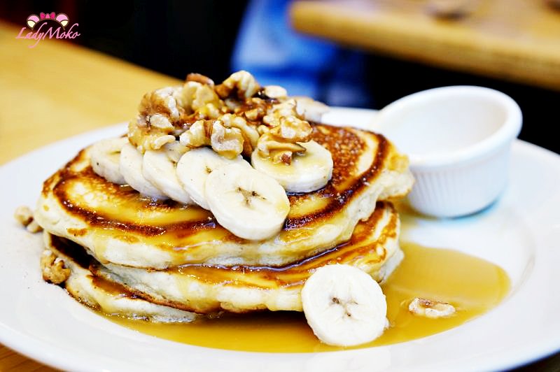 號稱是紐約最好吃的鬆餅》Clinton St. Baking Co.熱呼呼楓糖奶油醬鬆餅&班尼迪克蛋