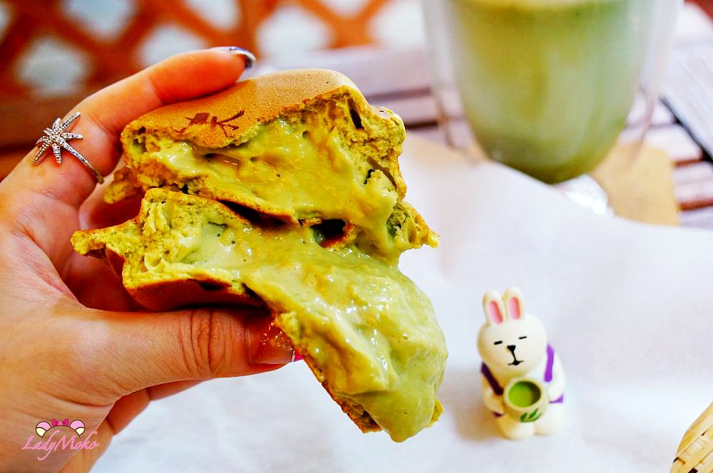 雙和捷運永安市場美食》源本屋-日式車輪餅專賣店,爆漿平價抹茶車輪餅&抹茶牛奶