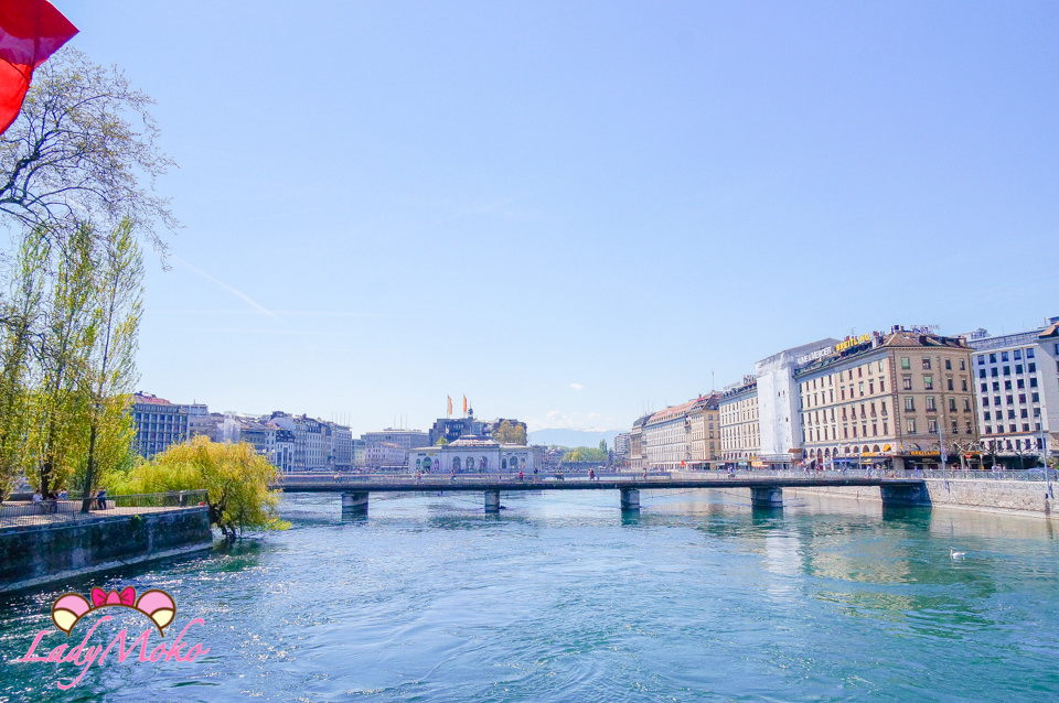 瑞士日內瓦景點》視野裡的白朗峰大橋驚覺已經走在白朗峰大道！