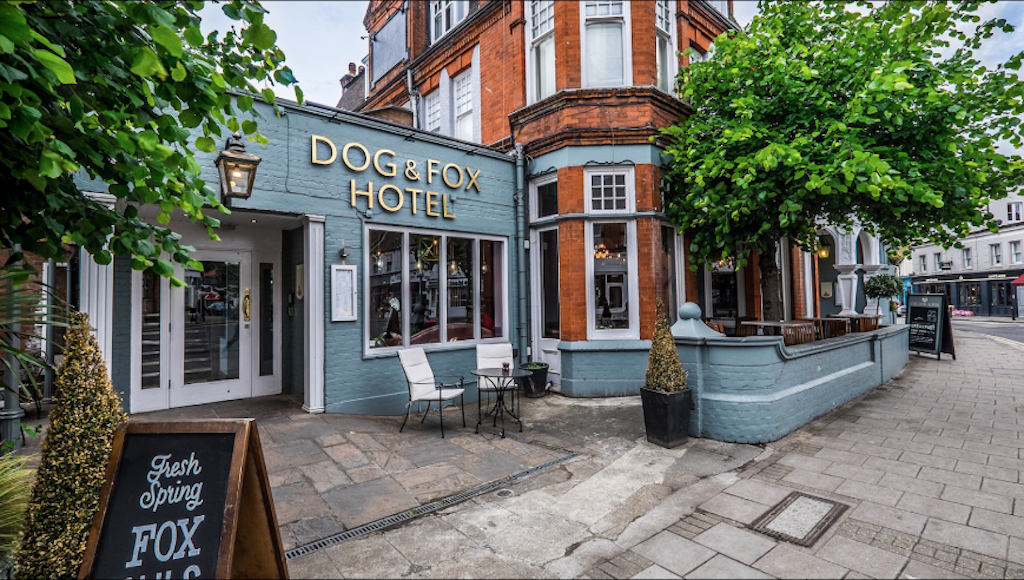 Wimbledon Pubs & Bars Open — Lady Wimbledon