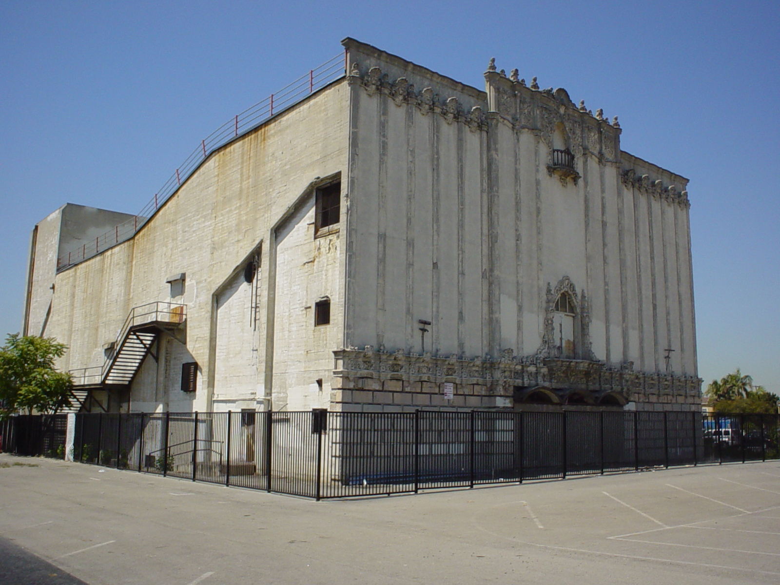 Save The Site of The Golden Gate Theater! LA EASTSIDE