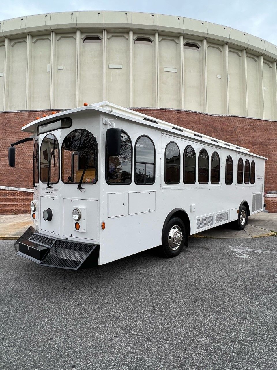 Fleet Lafayette Limo & Trolley