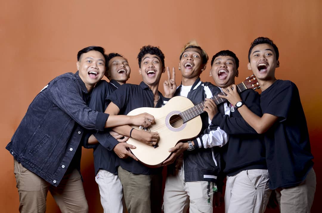 Profil Biodata Aftershine Yang Terkenal Lewat Lagu Yowes