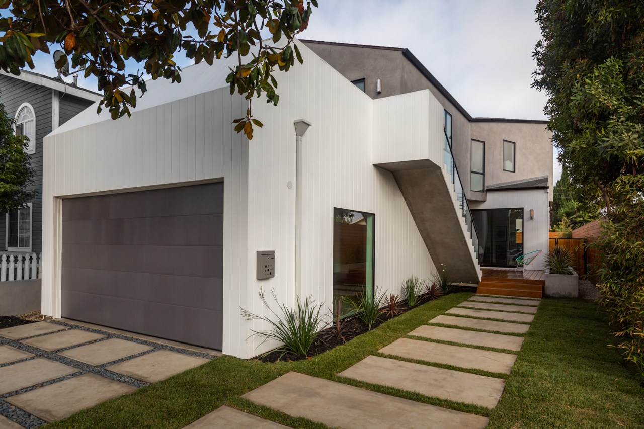 GILMORE AVE L.A. Green Designs