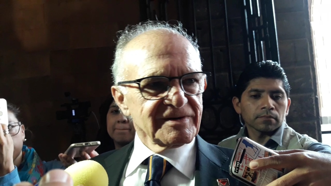 Hasta Harp Helú ve difícil crecer a más del 2 este año