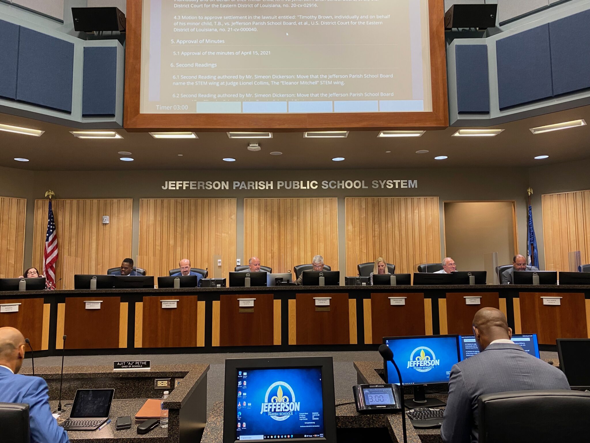 Businessbacked charter schools wouldn't answer to local school boards