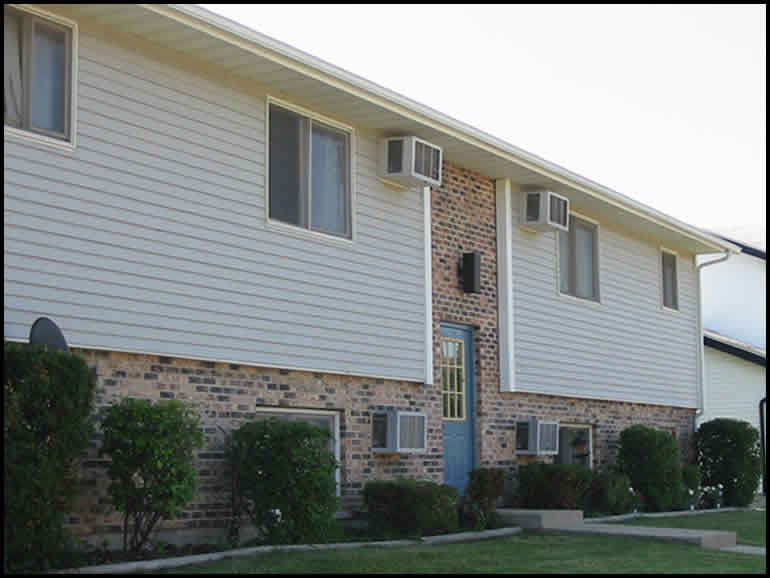 1550 West Stonehenge Laing Management