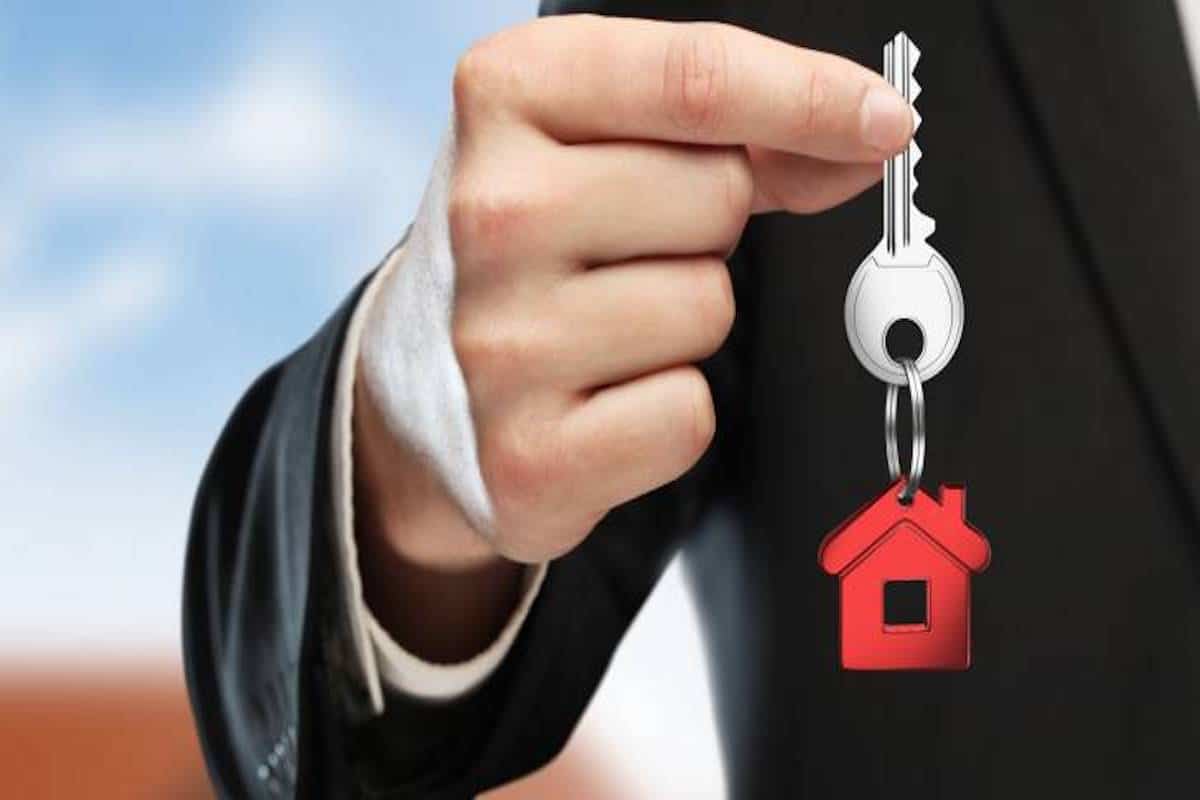 The Vital Role of Real Estate Agents in a Successful Property