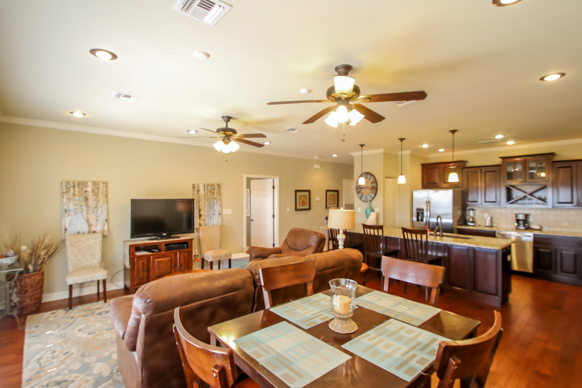 Condo 106 Lake Amistad Rentals