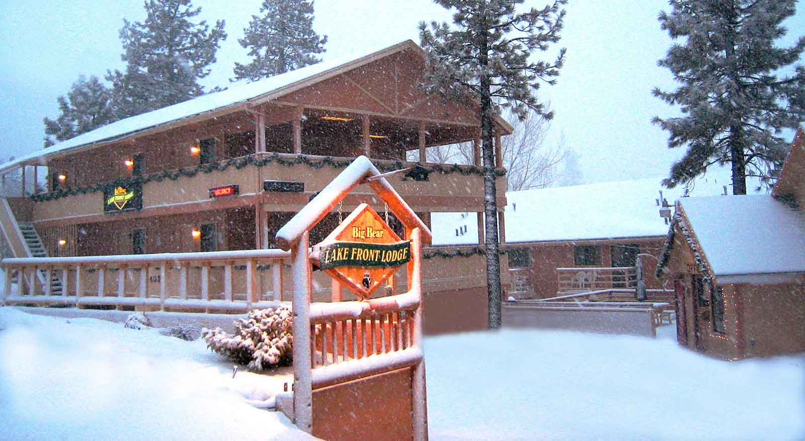 Big Bear Lake Front Lodge