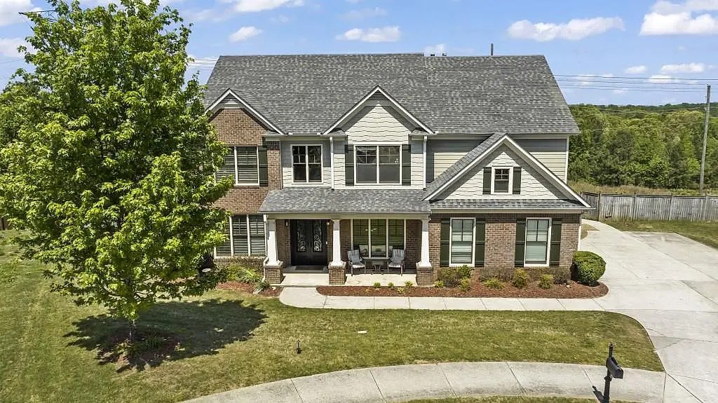 Lake Lanier Waterfront Homes and Lots for Sale