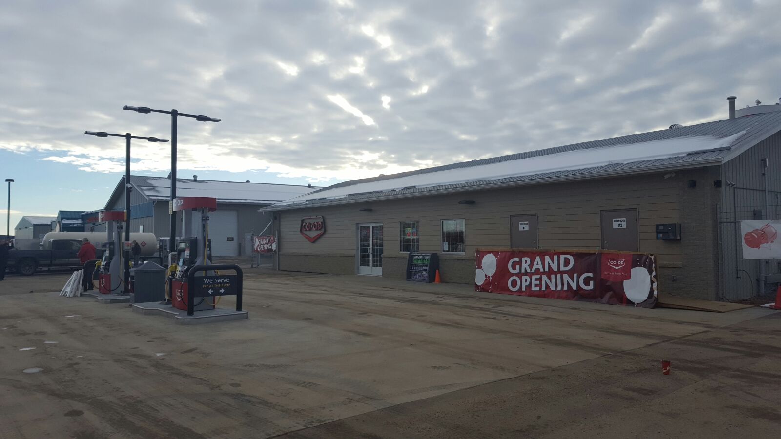 Lakeland Coop Celebrates Grand Opening of their New Gas Bar and