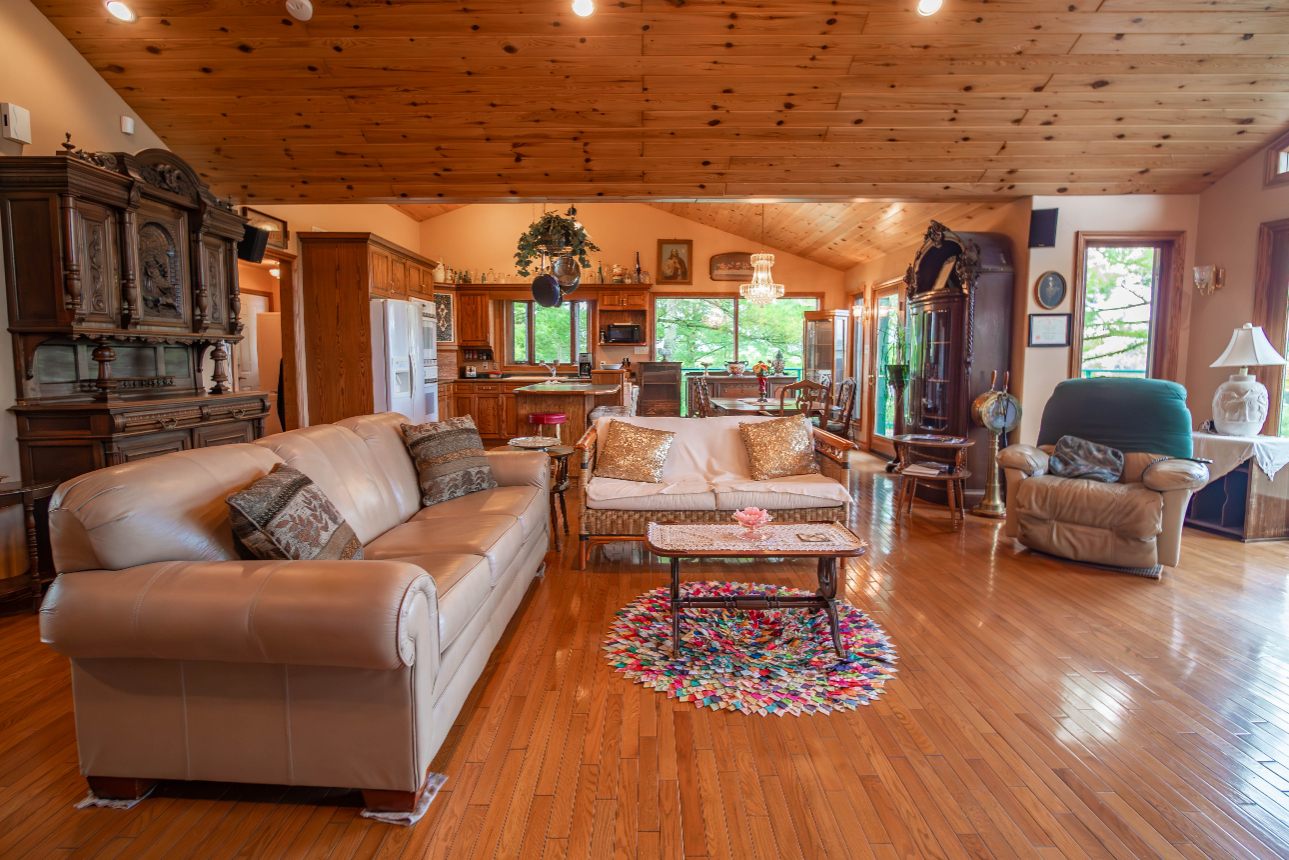 Darlington Channel, Winnipeg River Carmichael Real Estate