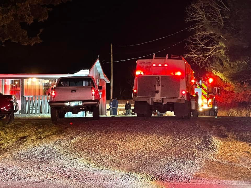 Russell Springs Fire Dept. responds to mobile home fire Wednesday night