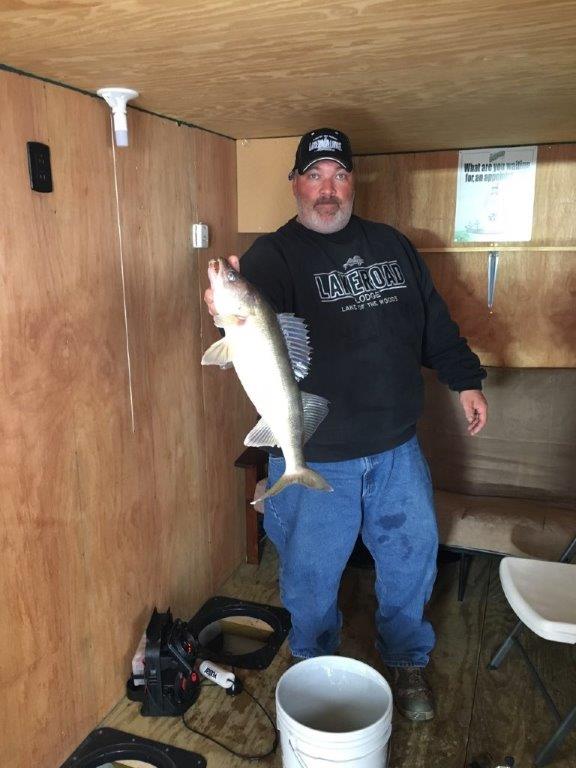 Ice Fishing & Sleeper House Lakeroad Lodge, Lake of the Woods, MN