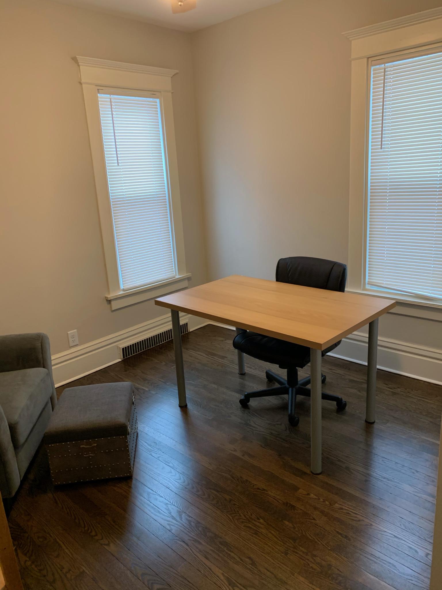 Gallery Lakeshore Apartments