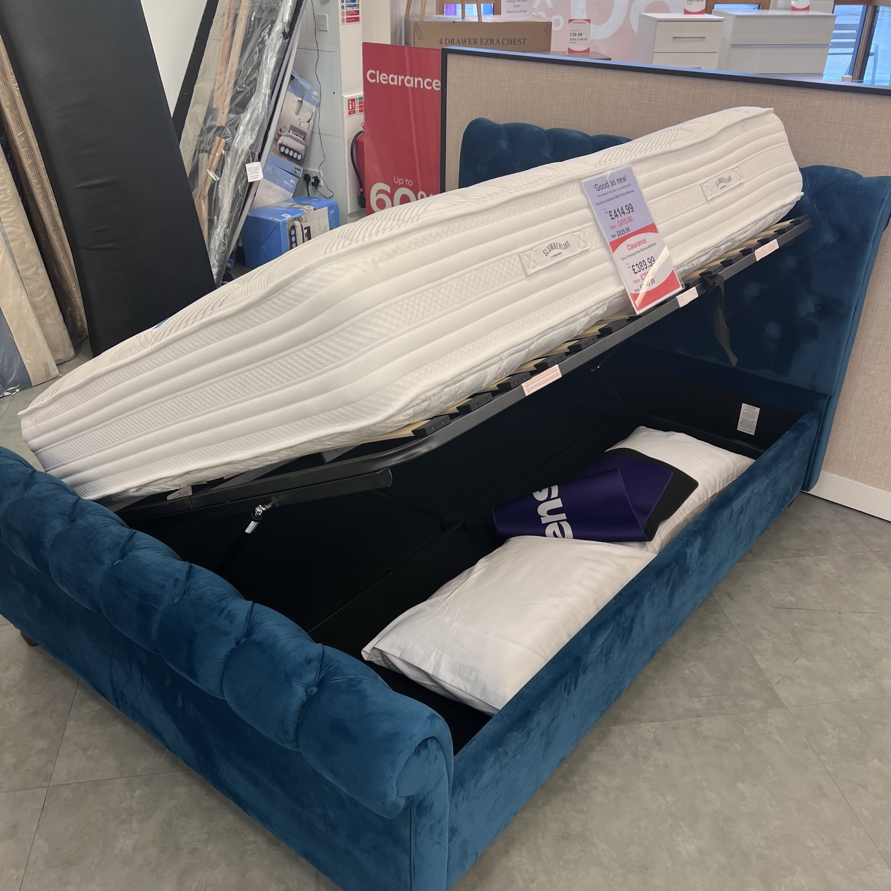 Bensons Outlet Lakeside Village