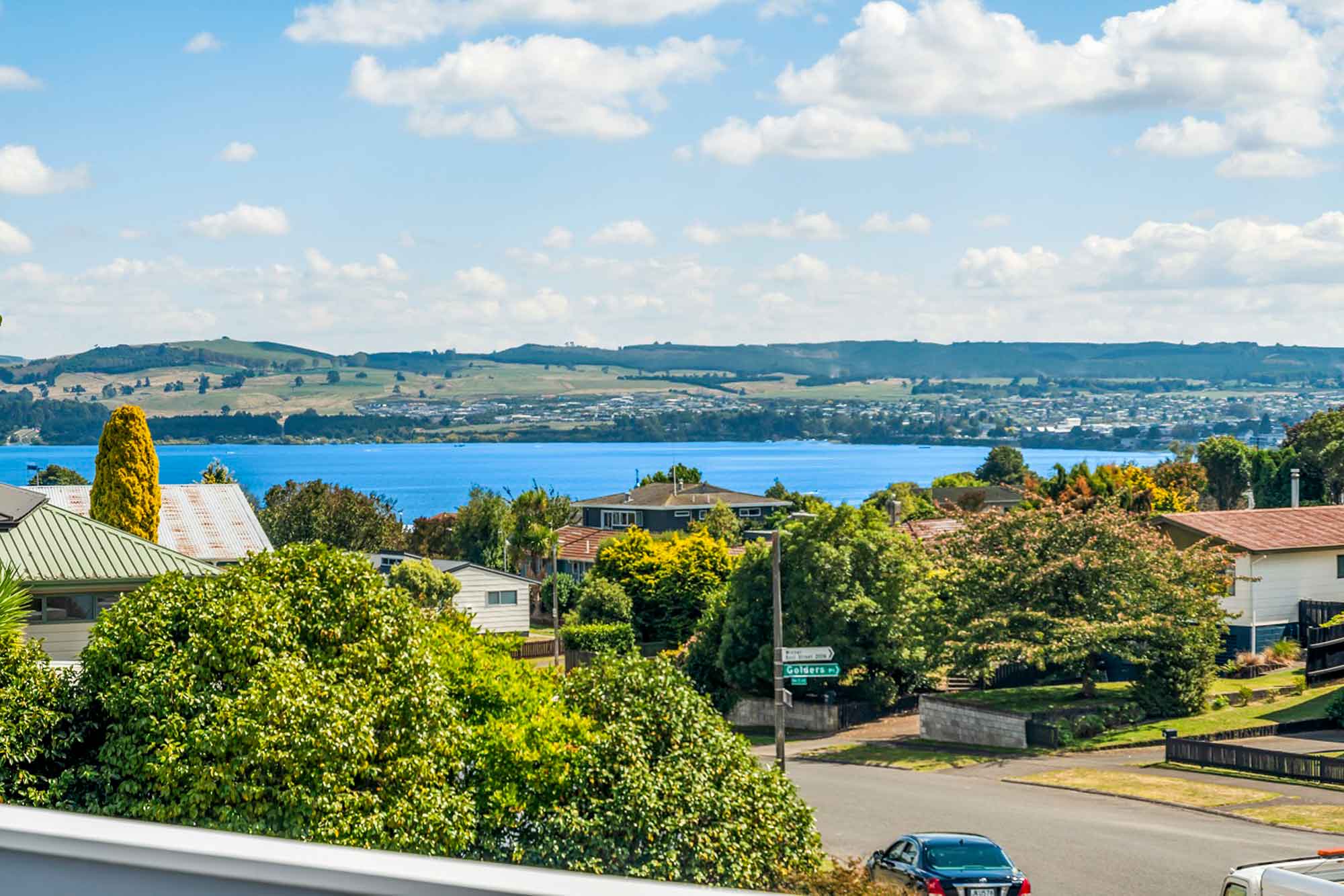 Bach 38 Taupo Lakeside