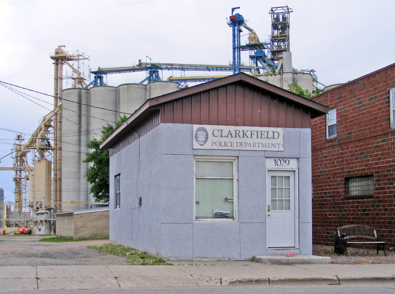 Guide to Clarkfield Minnesota