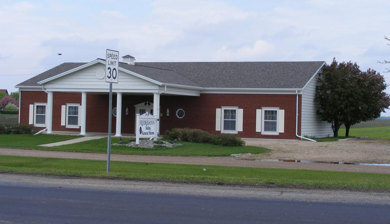 Guide to Halstad Minnesota