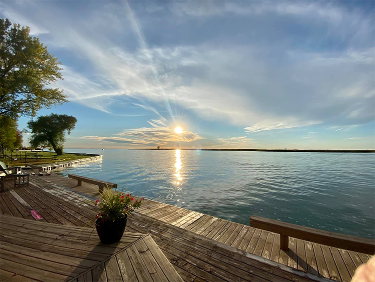 Lake St. Clair Guide Magazine Clinton River Boat Club