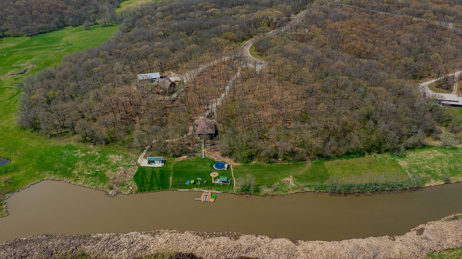 Iowa Lakefront at Sundown Lake! Lake Homes and Farms Realty