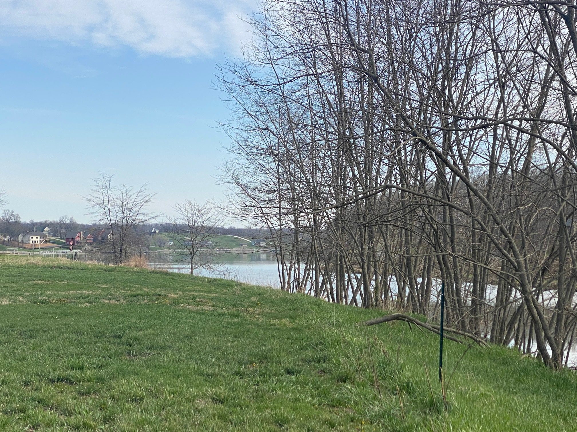 Iowa Lakefront at Sundown Lake! Lake Homes and Farms Realty