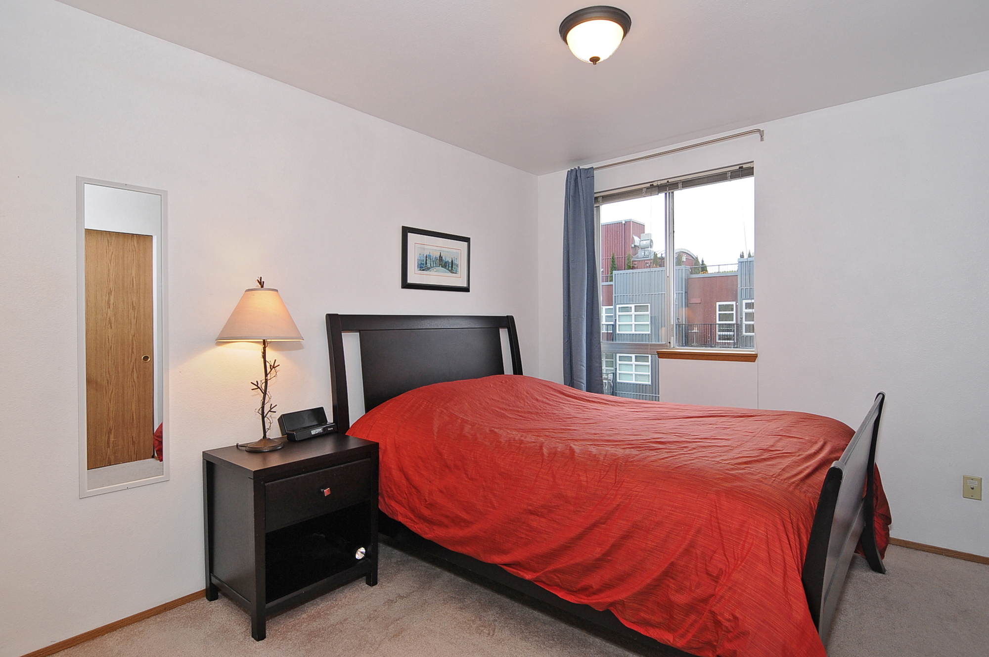 Lake Union Apartment close to everything!