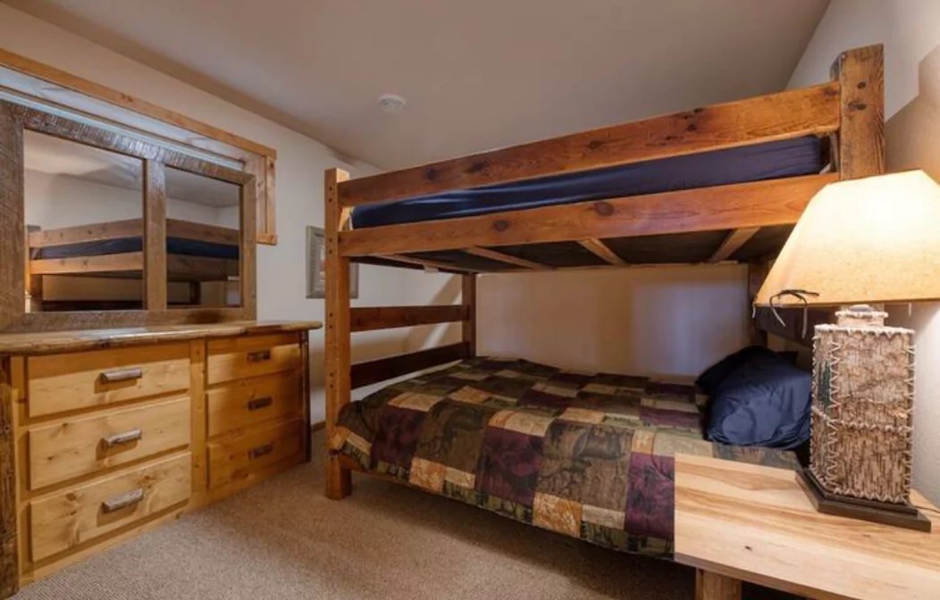 Woodland Waters Lakeview Vacation Homes