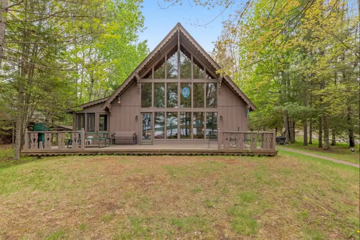 Seven Eagles Lakeview Vacation Homes