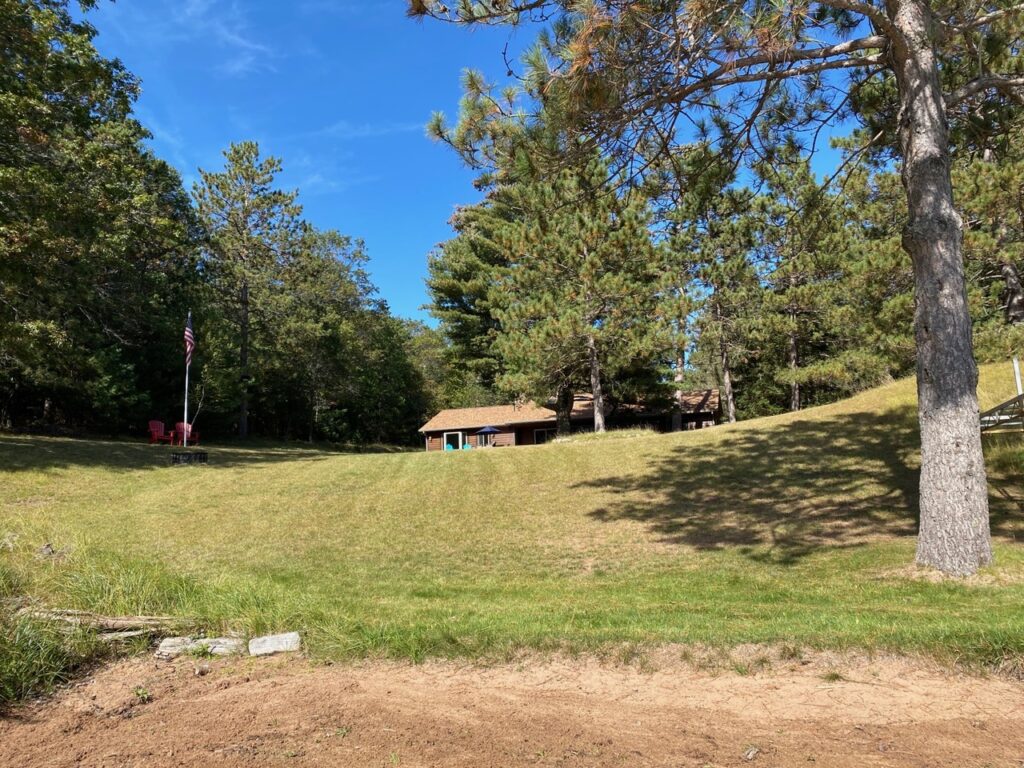 4BR/2BA Home on the Minong Flowage with 200′ of Frontage