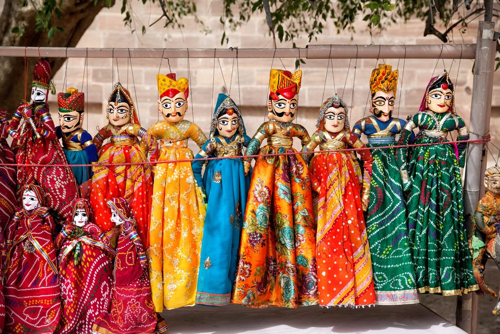 Toy towns A series on arts and crafts of India