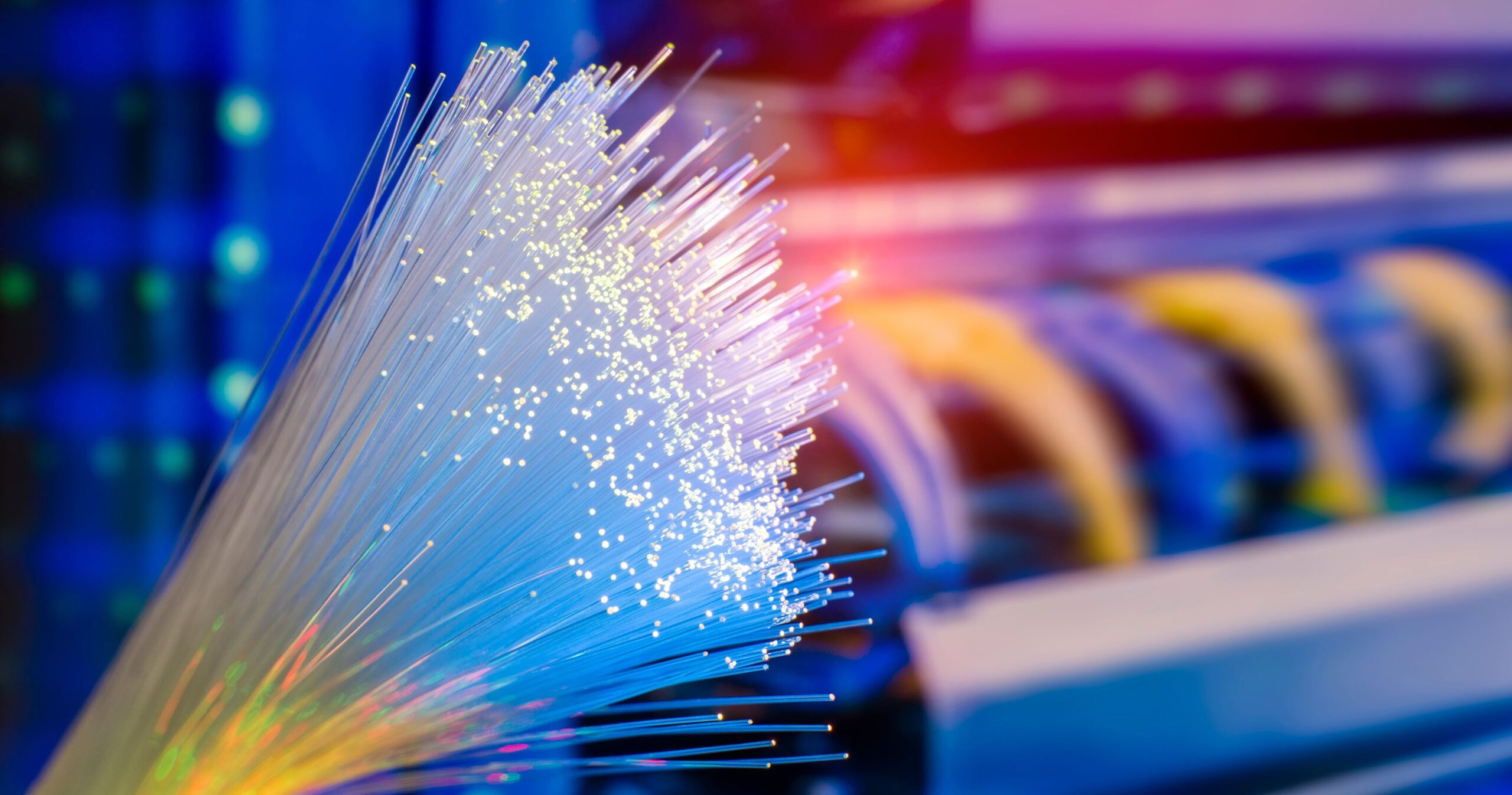 Fiber OpticCable บริษัท ลักษณ์ โซลูชั่น จำกัด