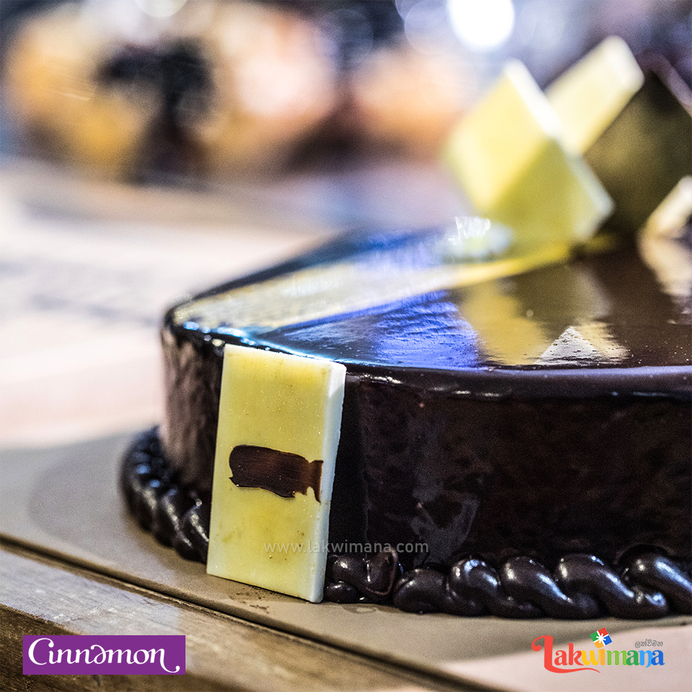 Chocalate Chip cake, Lakwimana