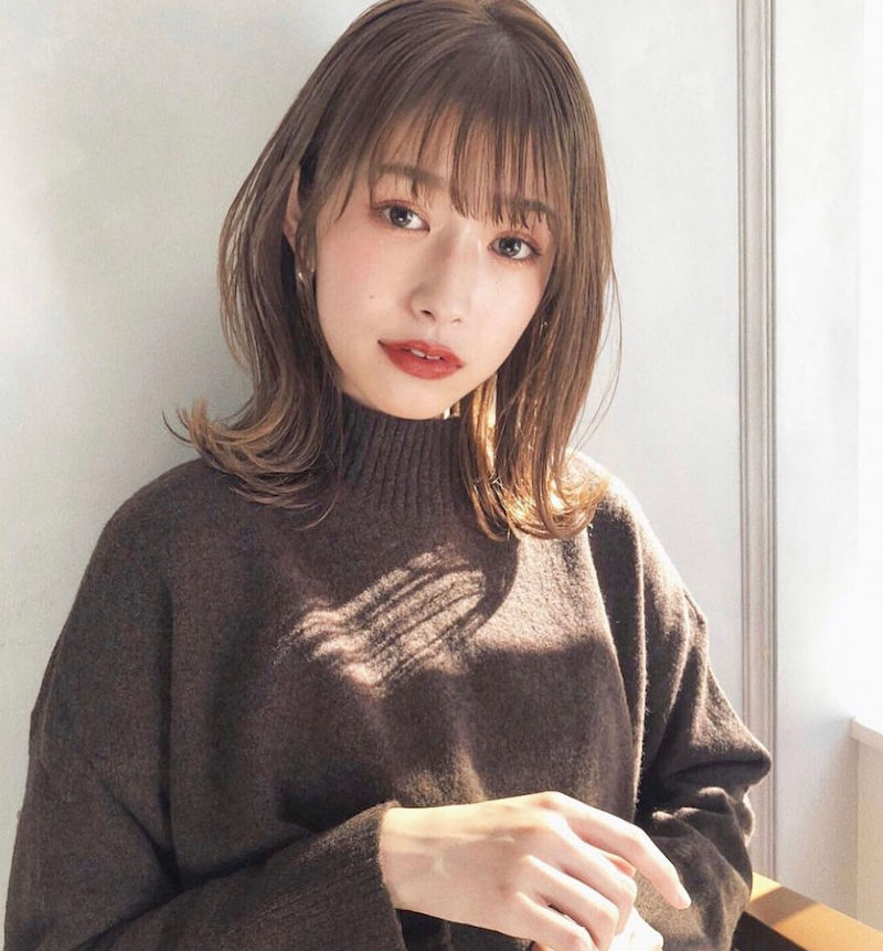 外ハネミディアムレイヤー｜表参道の美容室 GARDEN aoyama（ガーデンアオヤマ）豊田 楓の髪型･ヘアスタイル・ヘアカタログ｜LALA[ララ]