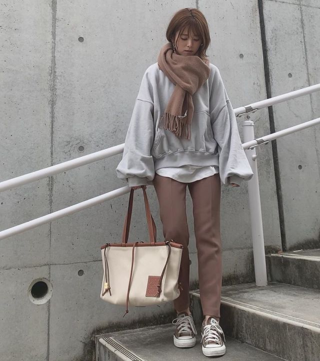 マフラーに似合う髪型＆ヘアアレンジ！ボブ・ミディアム・ロングなど髪の長さ別 lamire [ラミレ]