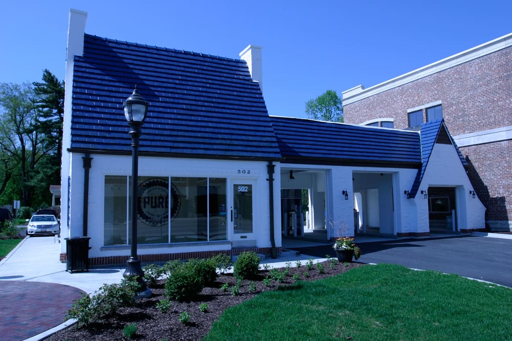 Geneva Bank and Trust Lamp Incorporated