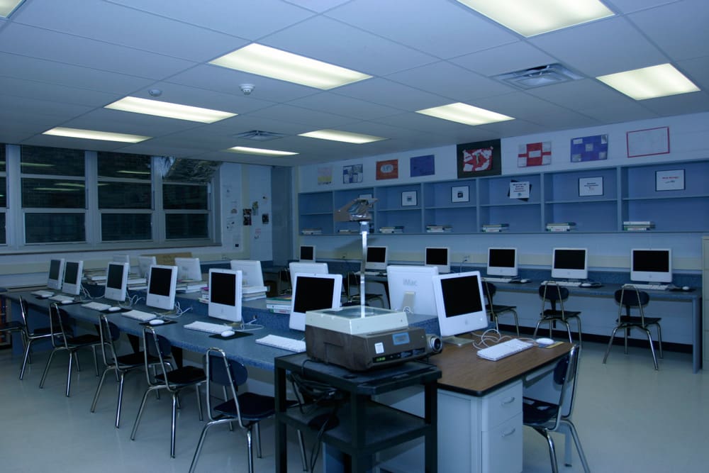 DundeeCrown High School Addition and Renovation Lamp Incorporated