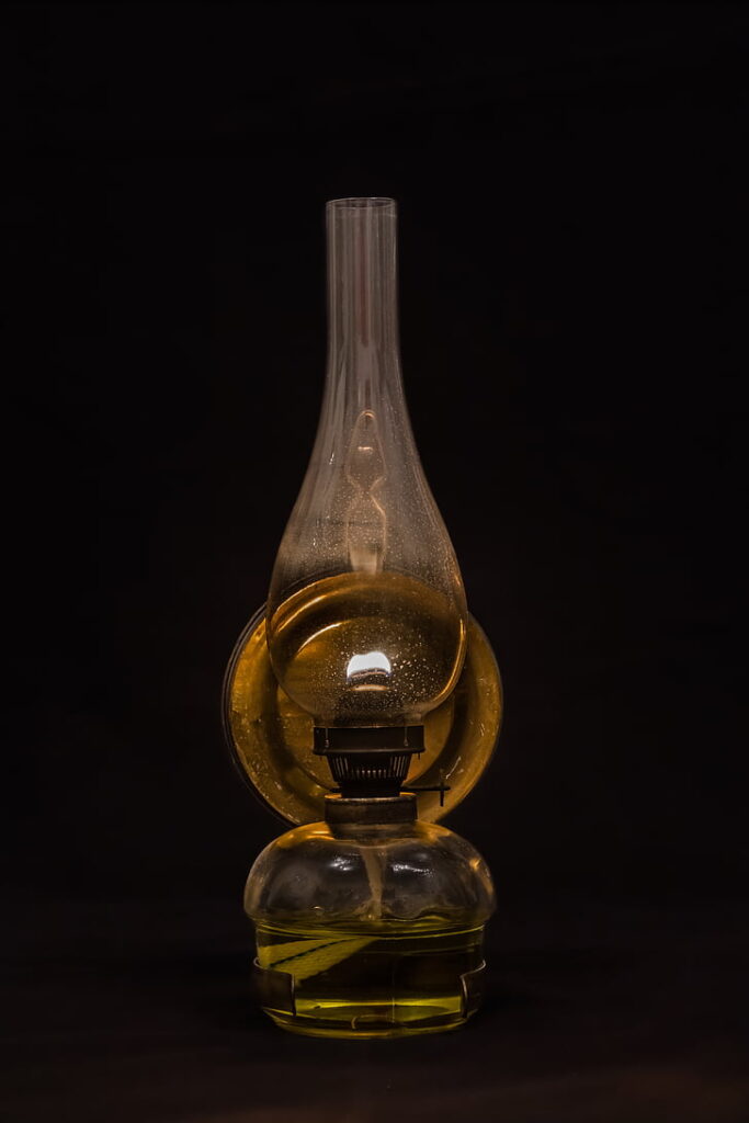 How to Clean Kerosene Oil Residue in Oil Lamp? Easy Guide
