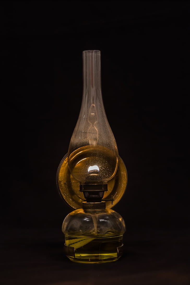 How to Clean Kerosene Oil Residue in Oil Lamp? Easy Guide