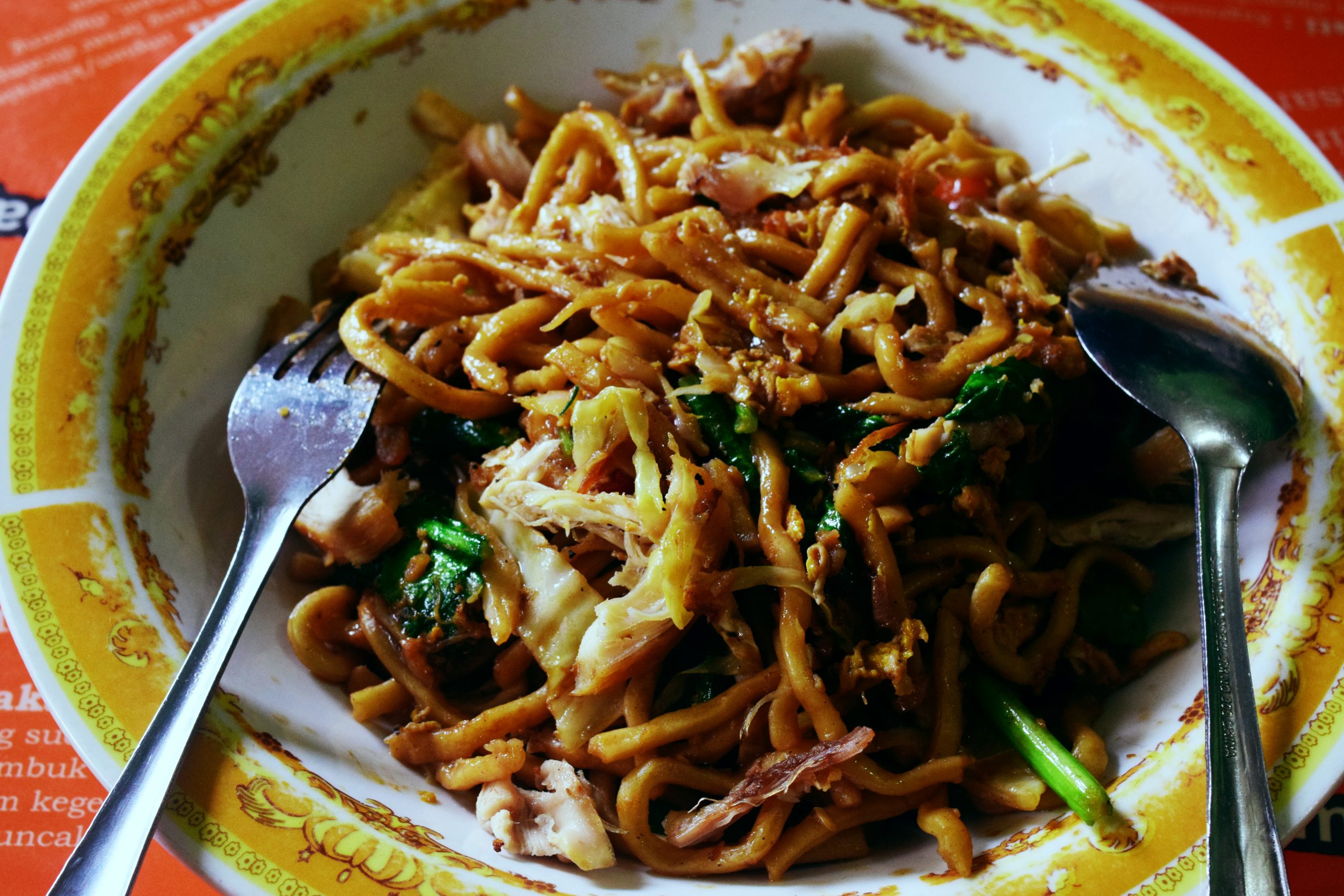 Mencicipi Mie Legendaris yang Berdiri Sejak Tahun 1963, Mie Khodon