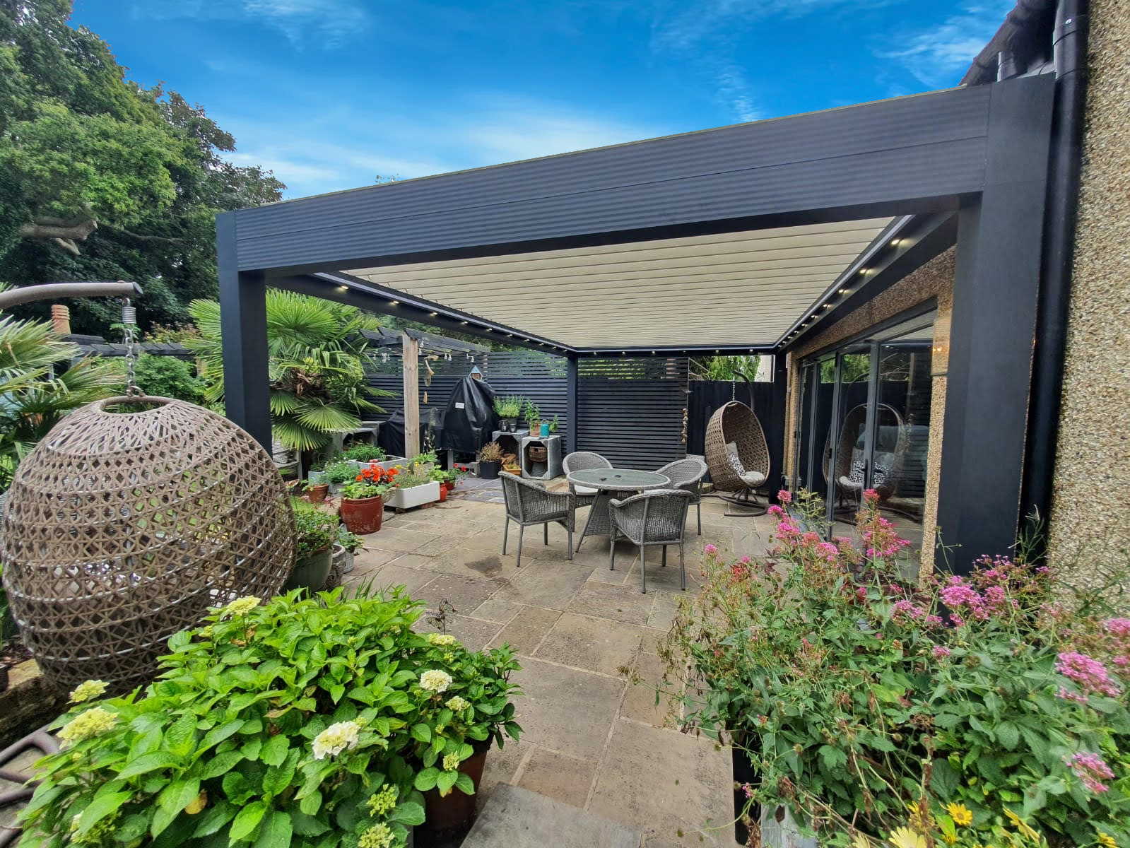 Louvered Roof Canopies & Pergolas with a Remote Controlled Roof Lanai